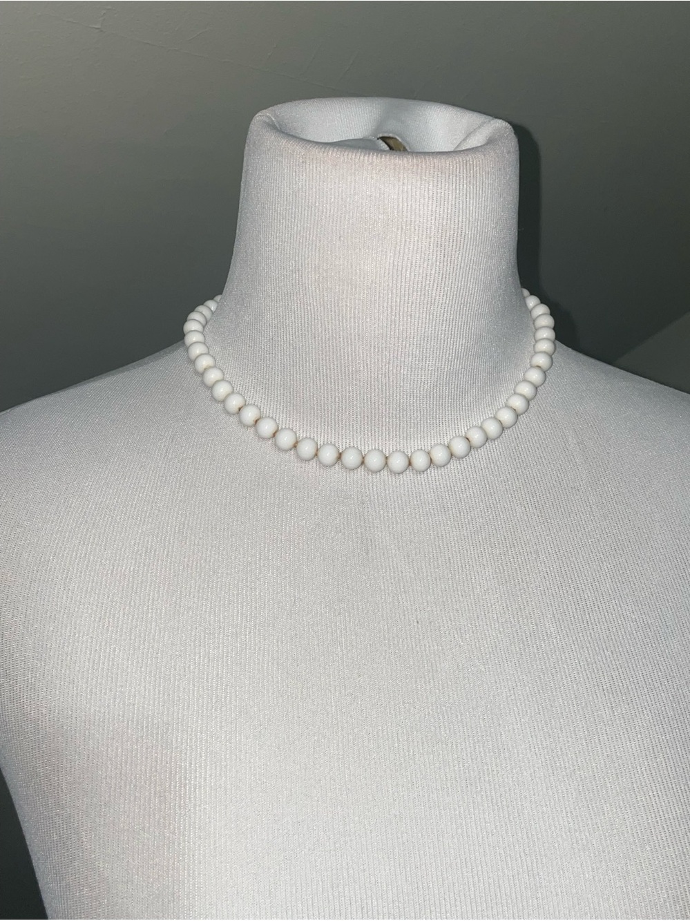 Monet. Vintage. White Beaded Necklace for Women